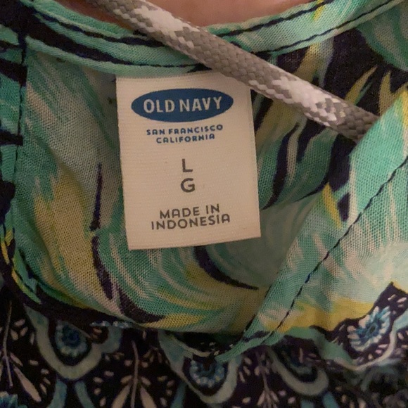 Old Navy palm print top - Picture 4 of 5
